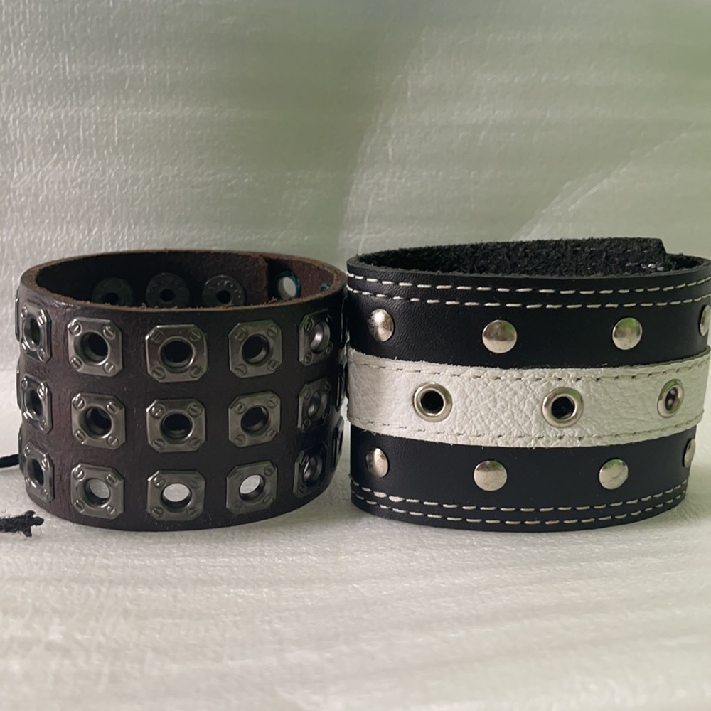 4 leather bracelets - Picture 9 of 10